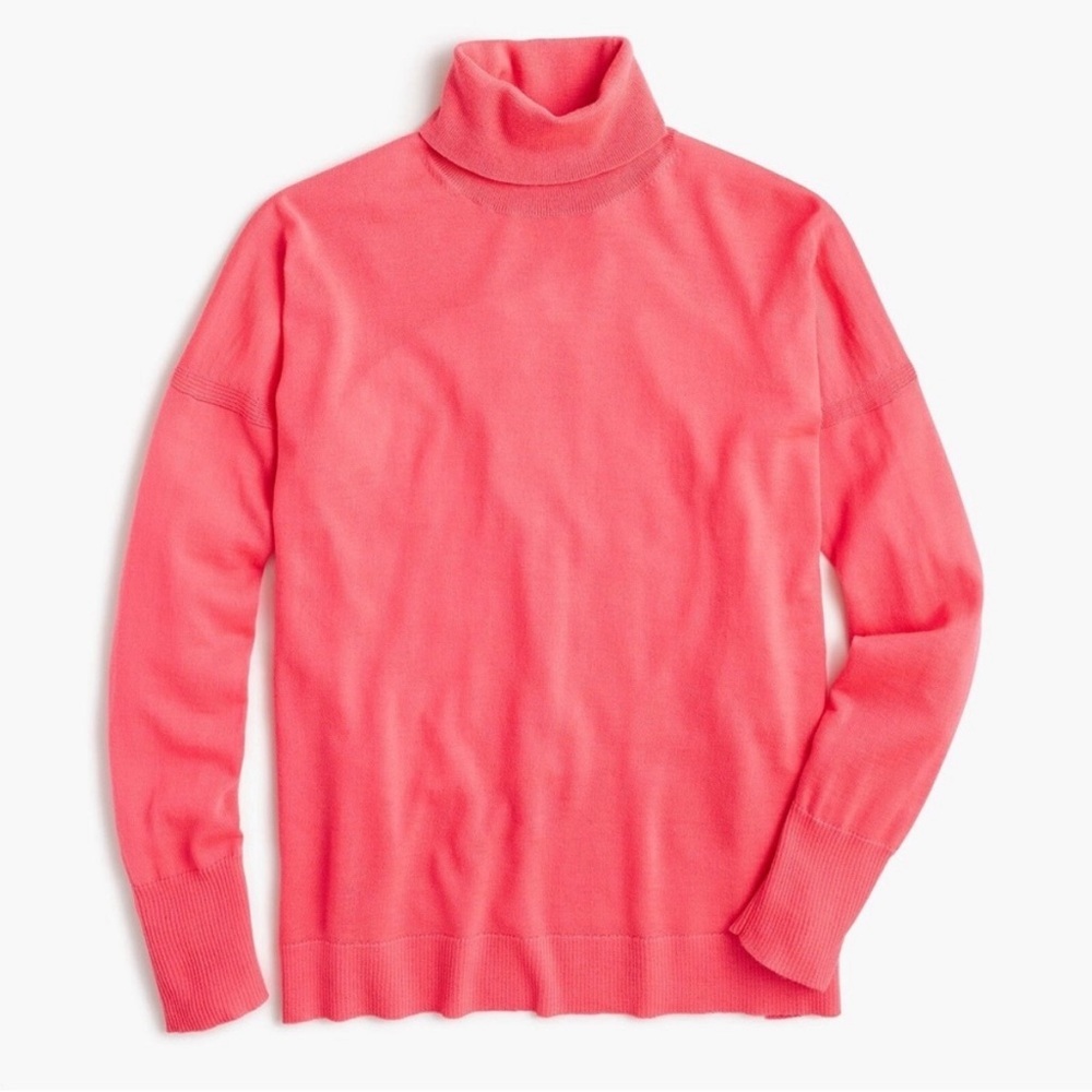 Like new J.Crew merino wool turtleneck sweater size small color blossom so soft